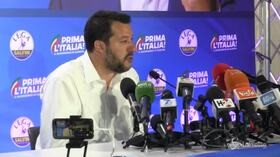 Salvini su Mauro Corona: “Nel suo Paese ha vinto la Lega, brinderò dalla sua amica Berlinguer”