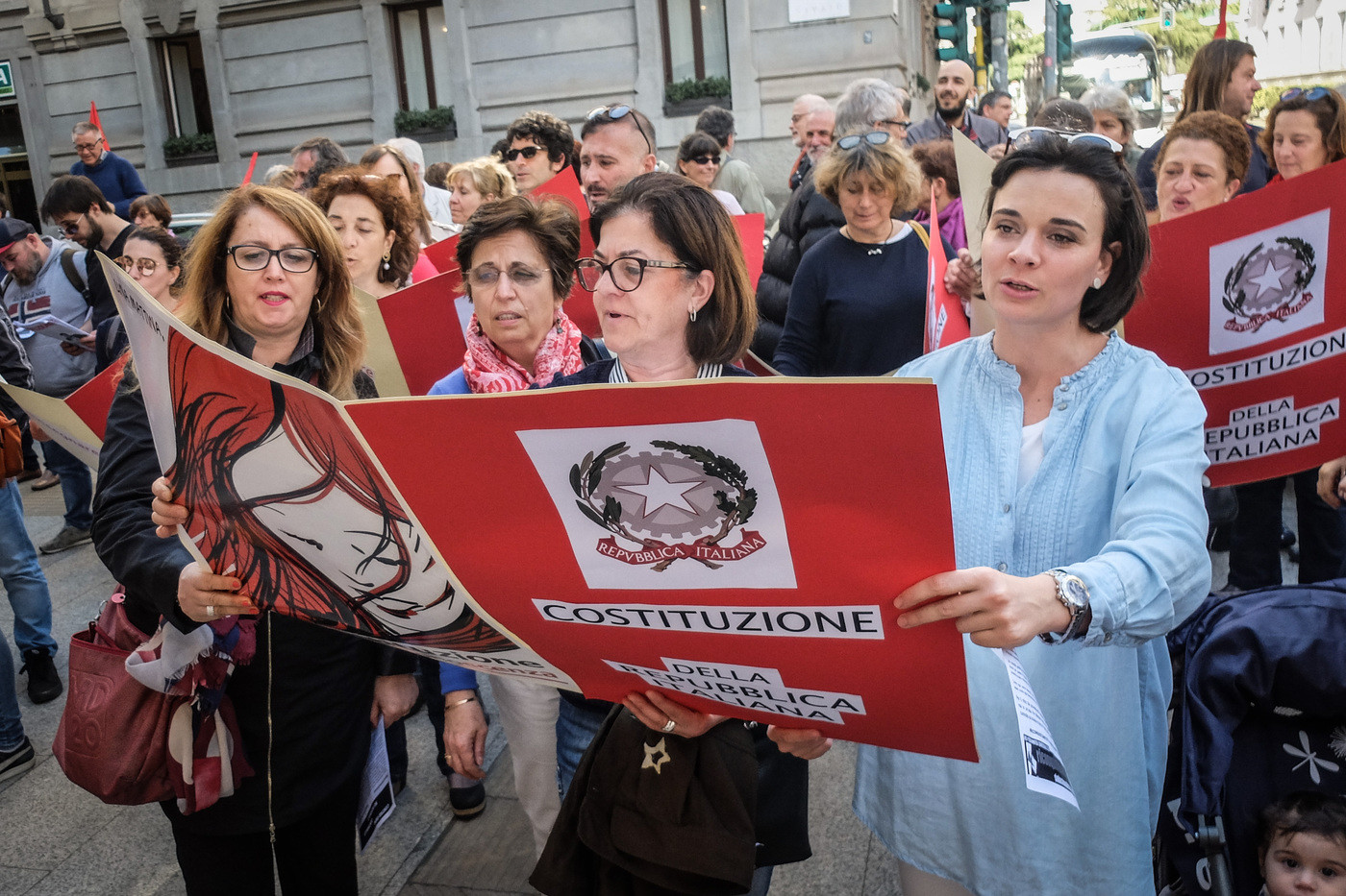 Palermo, torna in classe la prof sospesa: “Continuo a insegnare e pensare”