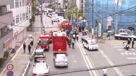 Tokyo, accoltellamento di massa alla fermata del bus: morti e feriti