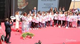 L’Infinito compie 200 anni: il ministro Bussetti recita la poesia con gli studenti a Recanati