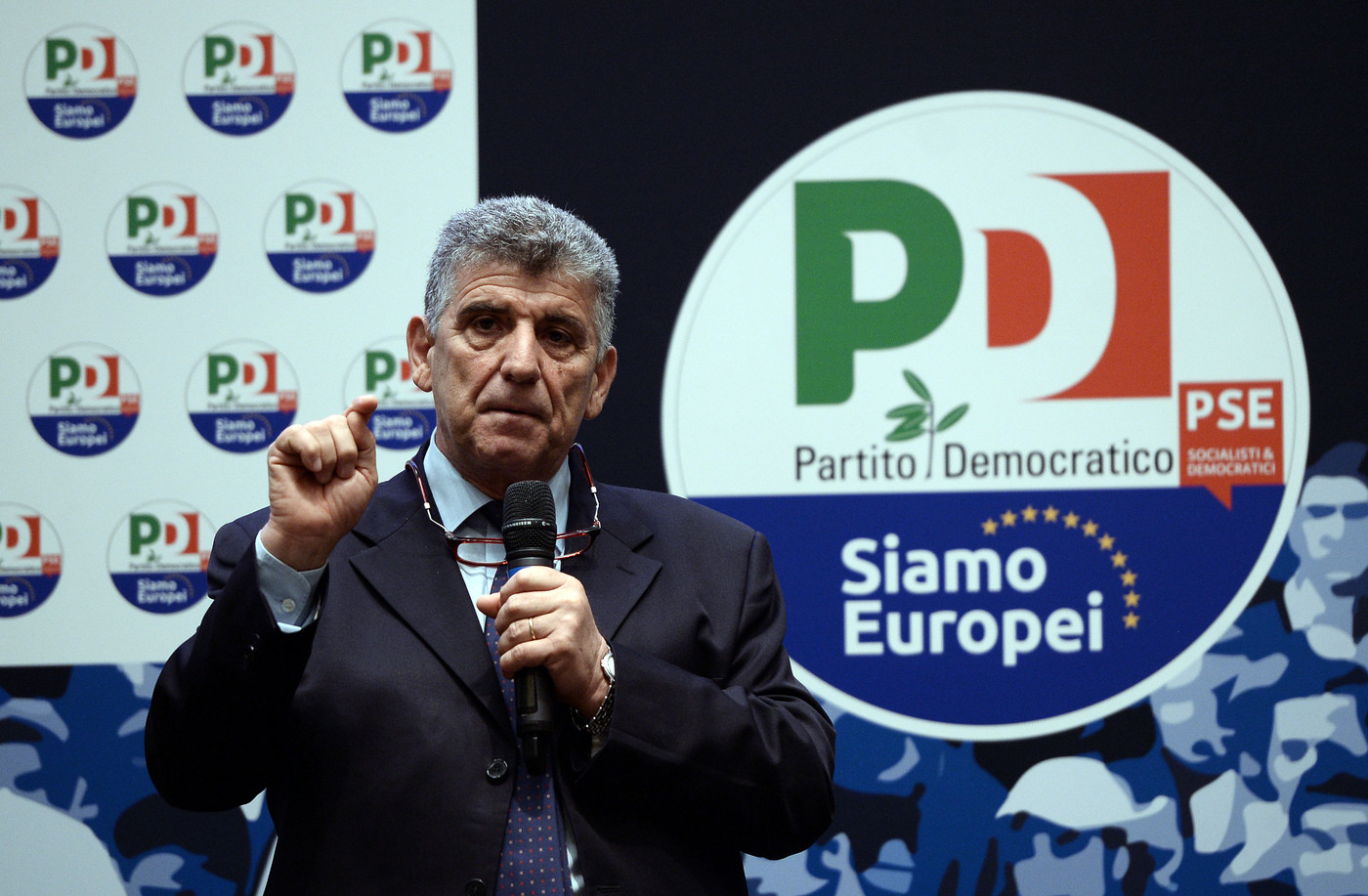 Migranti, Bartolo: “Chiederò commissione d’inchiesta per crimini nel Mediterraneo”
