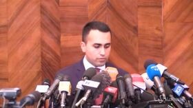 Governo, Di Maio resta alla guida M5S: “Sostegno più forte”