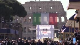 2 giugno, le immagini della parata in via dei Fori Imperiali