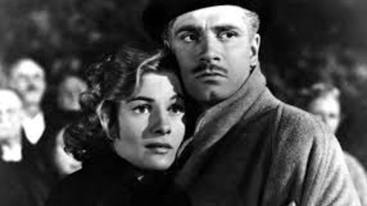 Un fotogramma dal film di Alfred Hitchcock, "Rebecca - La prima moglie"