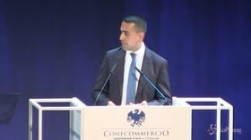 Governo, Di Maio: “Avanti senza rimpasti”