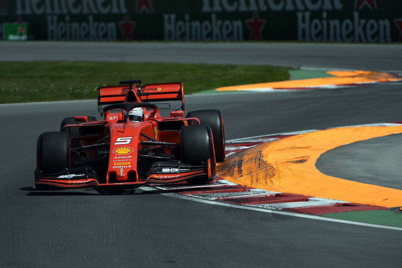 Finalmente la Ferrari, in Canada prima pole per Sebastian Vettel