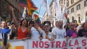 Roma Pride, Vladimir Luxuria: “Siamo orgogliosi di essere umani”