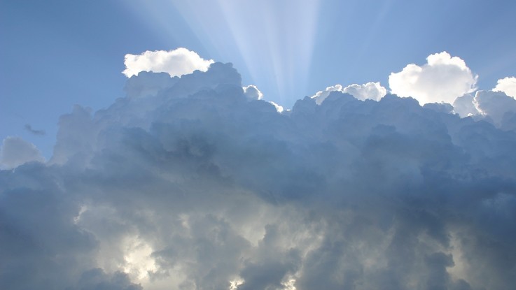 Nuvole e pioggia al Nord, bel tempo al Sud: il meteo del 9 e 10 giugno