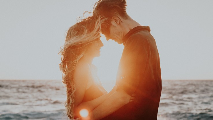 L'oroscopo di martedì 11 giugno: Scorpione, perfetta sintonia in amore
