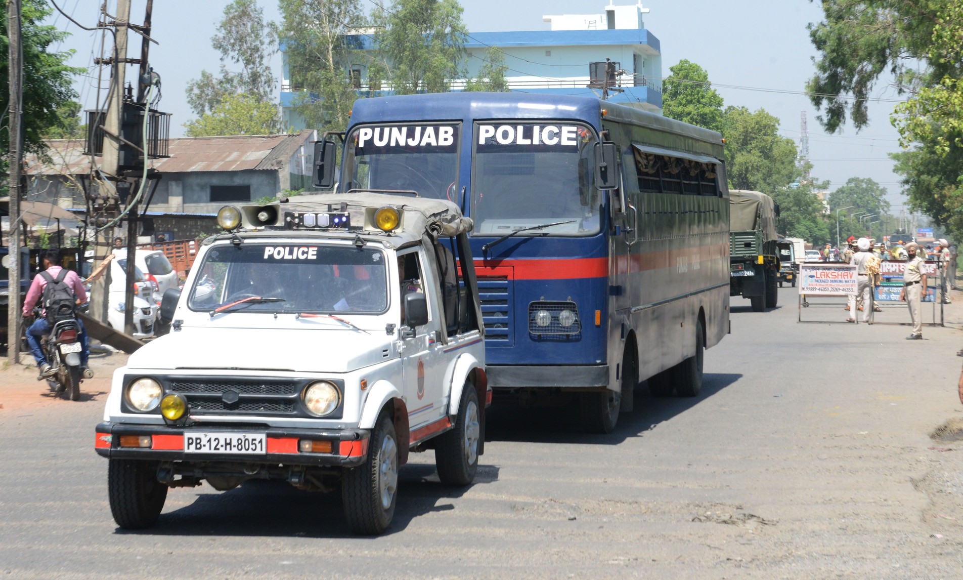 India, stuprarono e uccisero una bimba: condannati all’ergastolo 6 uomini indù