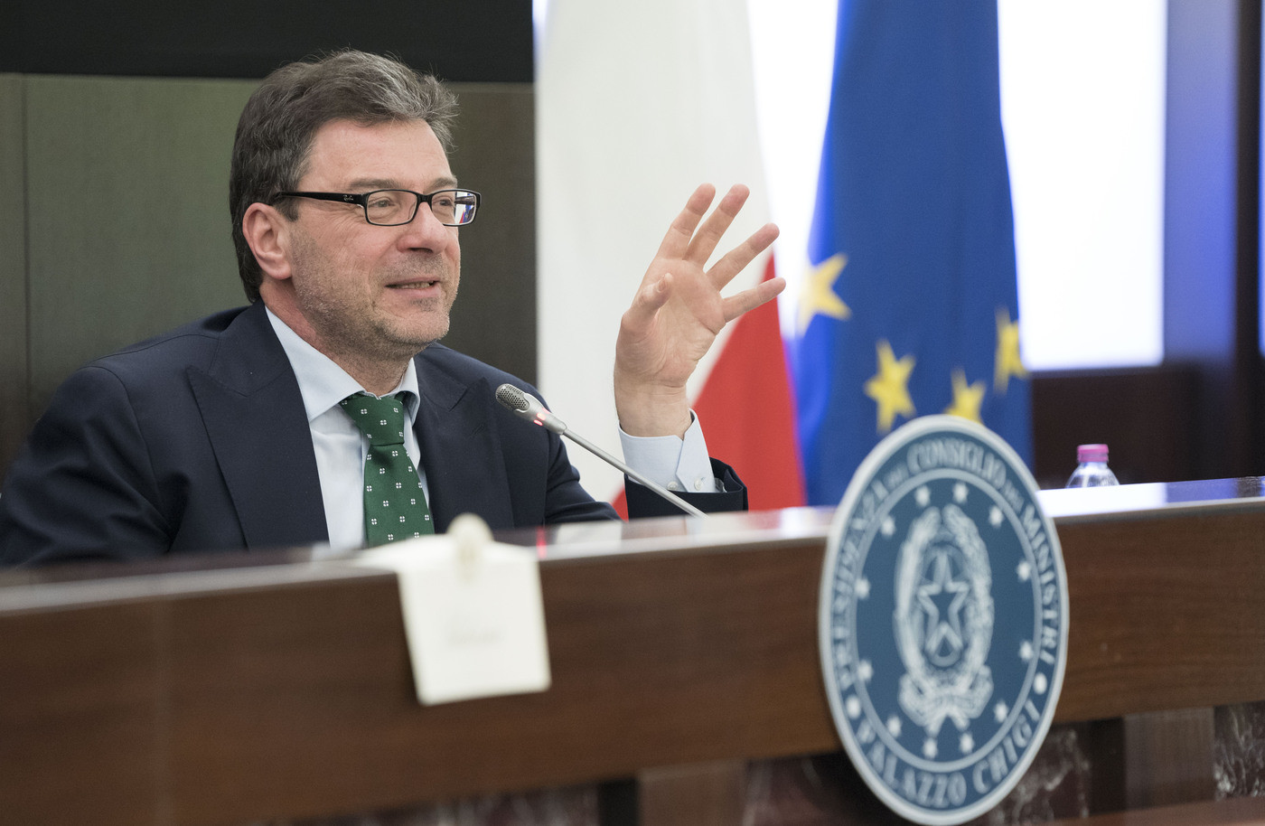 Lega spinge Giorgetti-Bagnai per squadra Ue. Rimpasto entro giugno