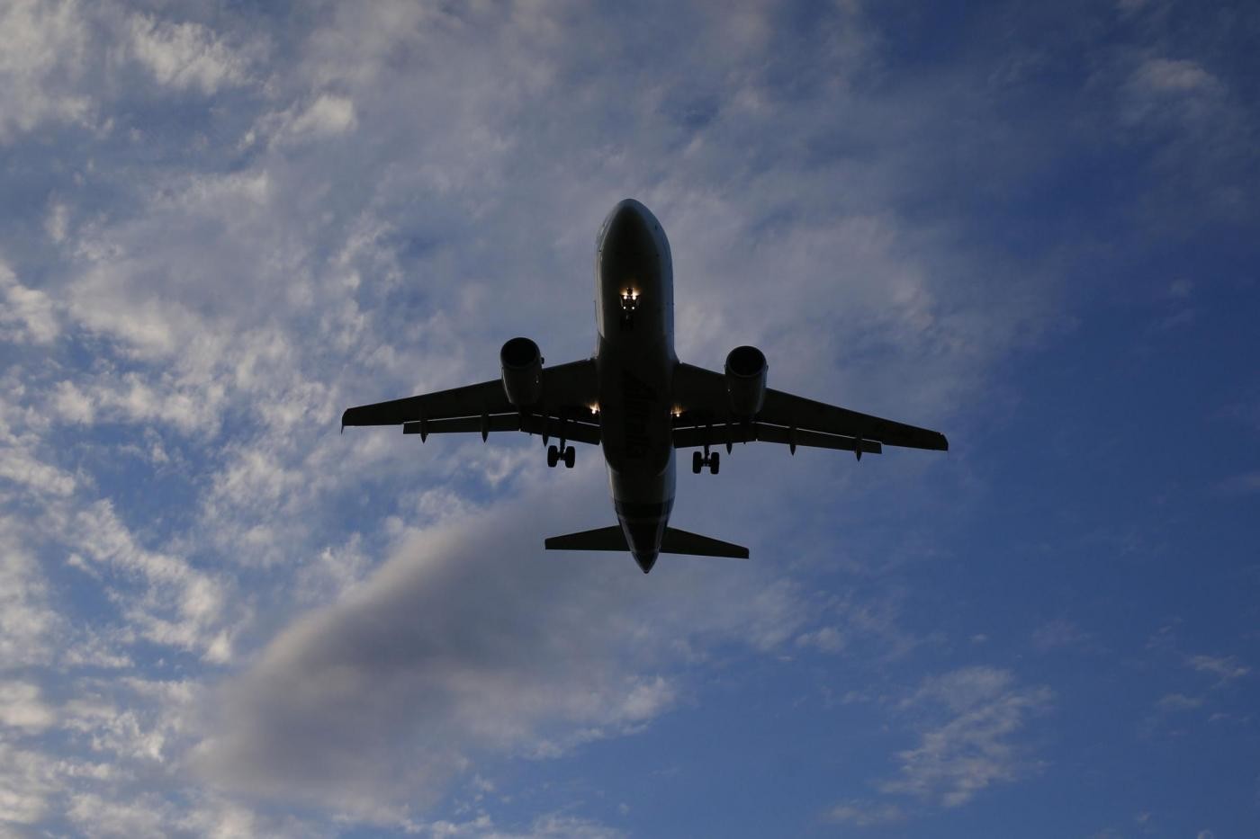 Cresce il traffico aereo in Italia. Ryanair ‘vola’, Fiumicino resta leader