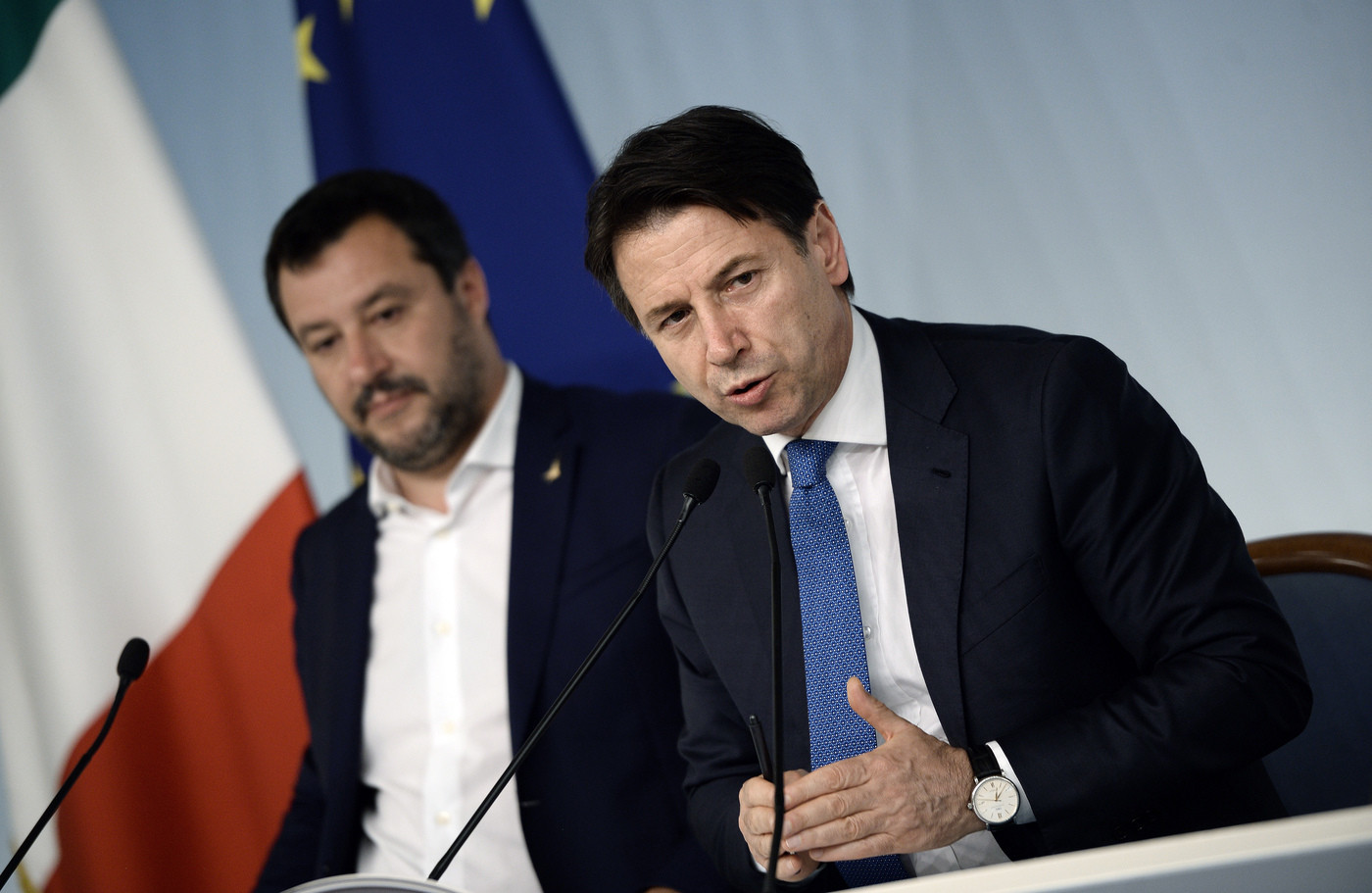 Scintille al vertice di governo. Tria chiede coperture per Flat Tax, Salvini se ne va