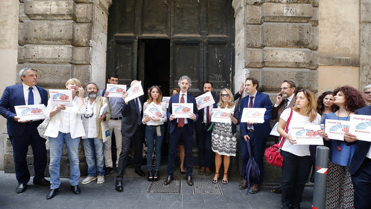Il governo si spacca in Parlamento su Rai e Radio Radicale