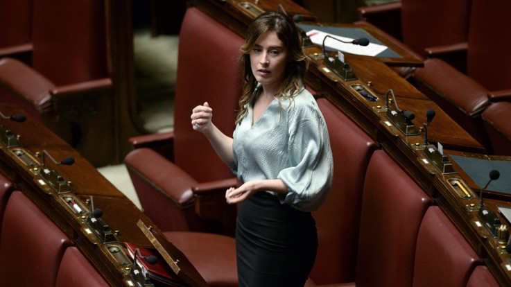 Consulenze Banca Etruria, 17 indagati, tra questi anche il padre dell'ex ministra Boschi