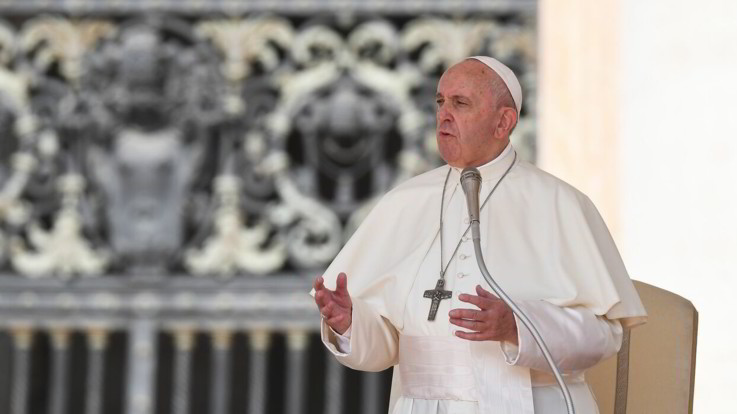 Il Papa: "I migranti sono nuovi schiavi, strumentalizzati per uso politico"
