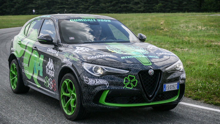 Fca, la livrea one-off della Alfa Stelvio Quadrifoglio alla Gumball 3000
