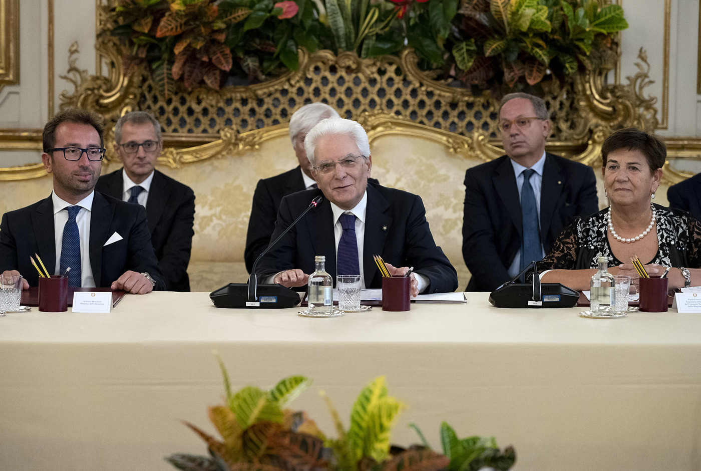 Caos procure, Mattarella: “Elezioni suppletive per sostituire i magistrati dimissionari del Csm”