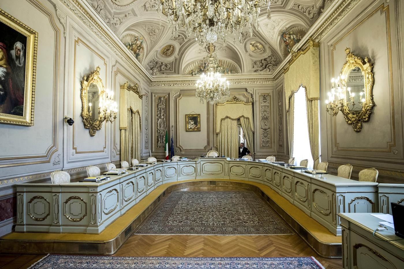 Procreazione assistita, Consulta: “Non è illegittimo il divieto per le coppie gay”