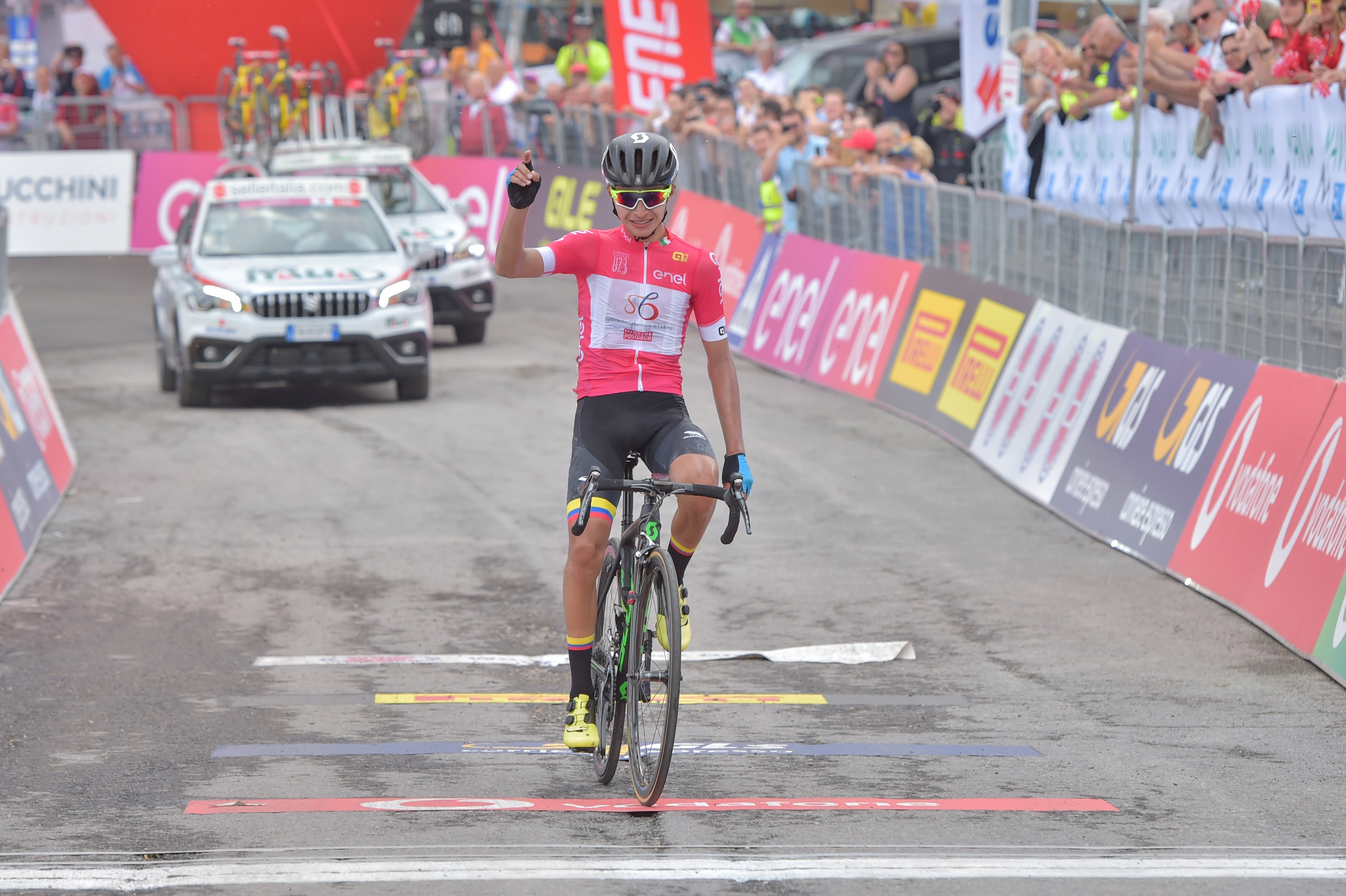 Giro d’Italia U23: favoloso Ardila. Domina il Passo Maniva e si conferma in rosa