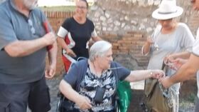 Emergenza casa a Roma, donne si incatenano al Campidoglio