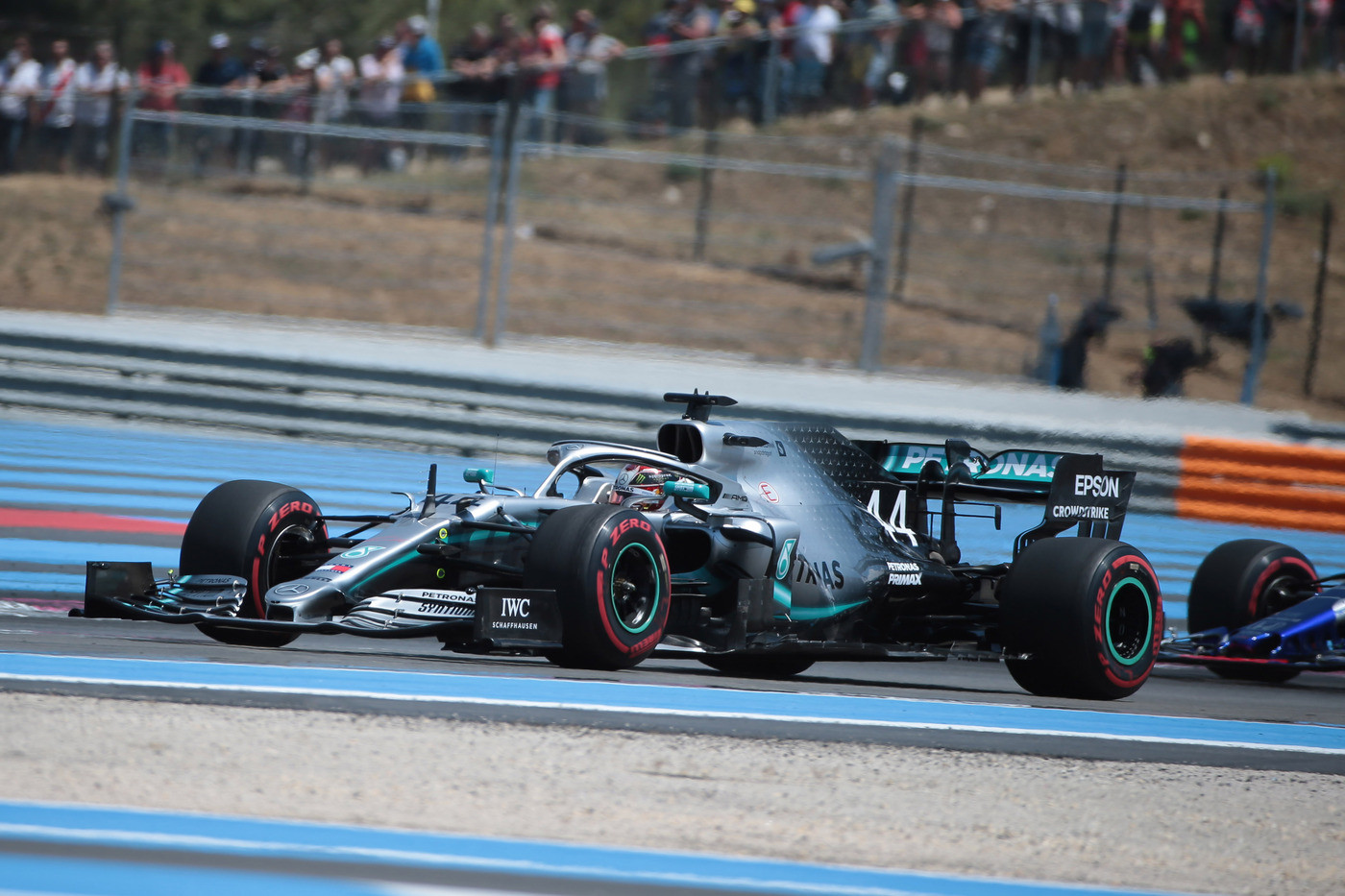 F1, Gp Francia: Hamilton in pole davanti a Bottas, 3° Leclerc