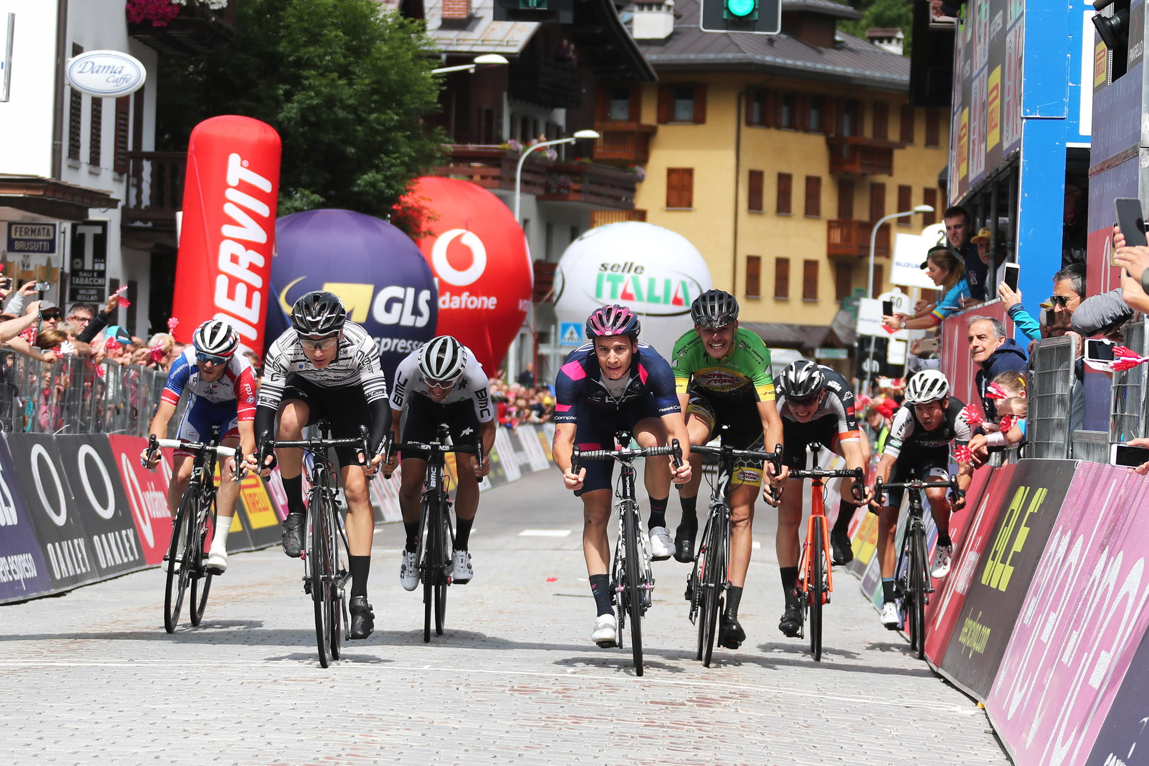 Giro d’Italia Under 23: Venchiarutti interrompe il digiuno italiano. Ardila ancora leader