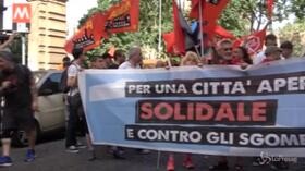 Roma, i movimenti per la casa in piazza per dire no al piano sgomberi di Salvini