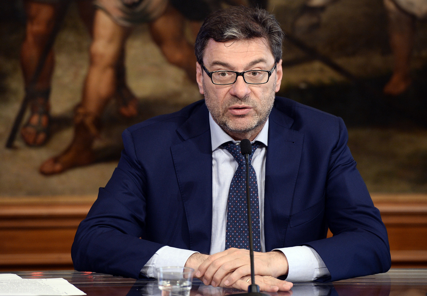 Minibot, Giorgetti: “Ma ancora credete a Borghi? Se si potessero fare li avrebbero tutti”