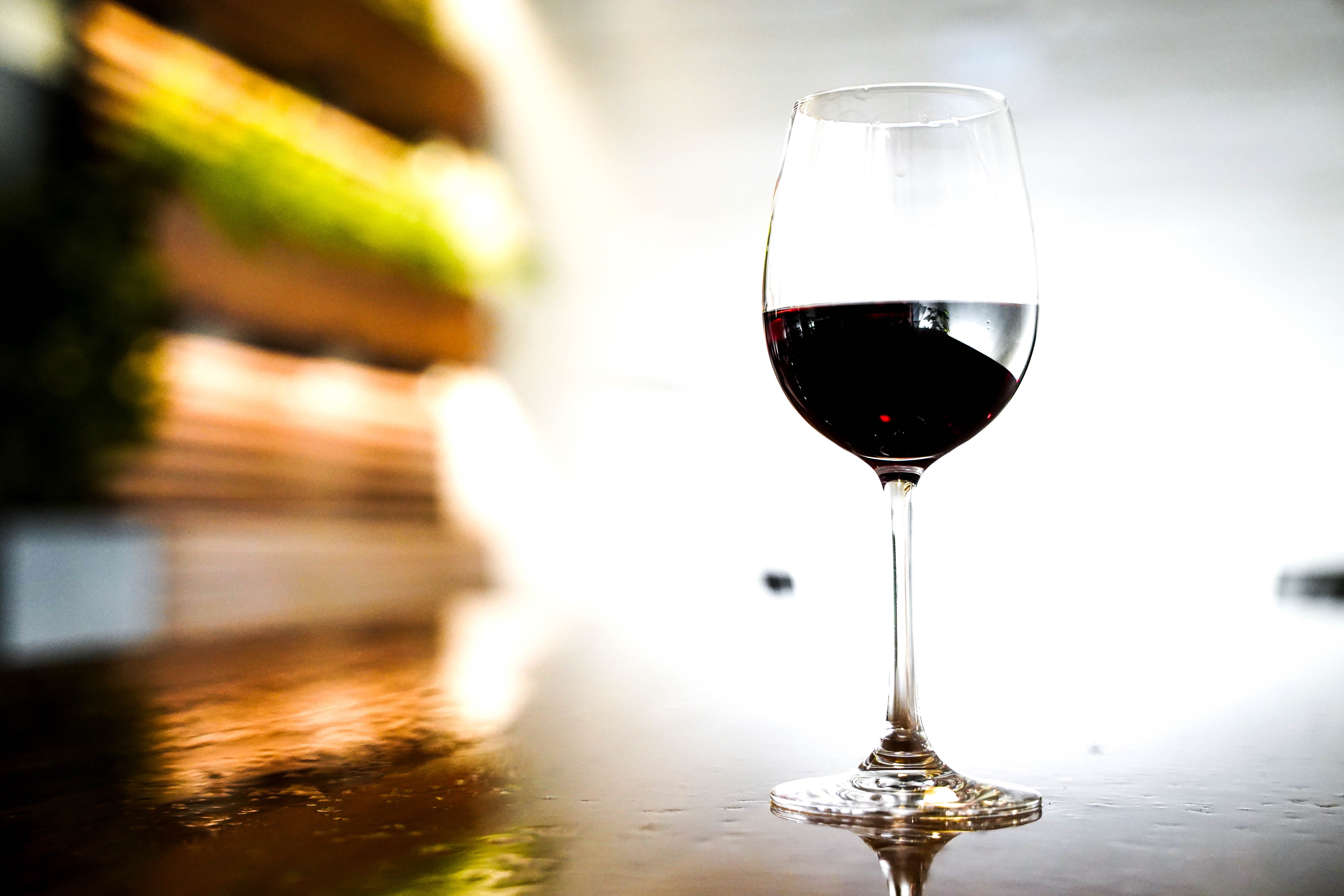 Alcolismo: in Italia oltre 8 milioni di consumatori a rischio patologico