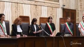 Confermati 30 anni all’infermiera di Saronno, la cognata: “Non si rende conto del male che ha fatto”