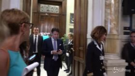 Governo, Conte: “Oggi due nuovi ministri, Fontana agli Affari Ue e Locatelli alla Famiglia”