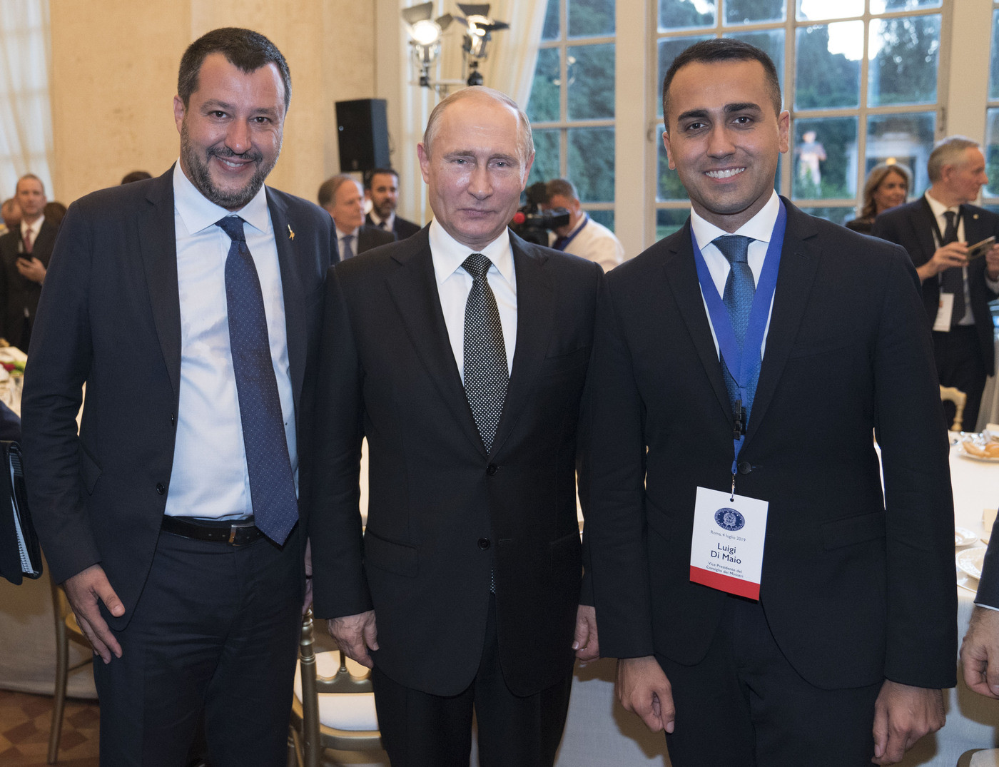 Rubli dal Cremlino alla Lega per la campagna elettorale, Salvini: “mai preso niente dalla Russia”