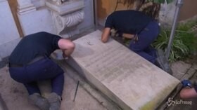 Caso Orlandi: l’apertura delle due tombe