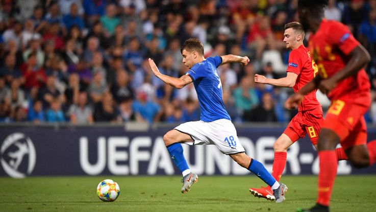 Calciomercato, fatta per Barella all'Inter. Frenata James-Napoli