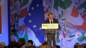 Pd, Sassoli: “Riscoprire solidarietà, bestemmia chiedere di violentare una donna che scende da un barcone”