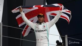 Formula 1: Hamilton trionfa anche a Silverstone, terzo Leclerc