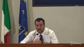 Fondi russi a Lega, Salvini: “Gli italiani sono stufi, non parlo di spie russe”