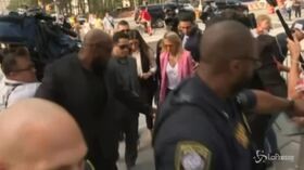 El Chapo, 30 anni di carcere oltre all’ergastolo: in tribunale anche la moglie