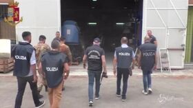 Estrema destra, dopo i missili anche le “razziere”: il nuovo sequestro a Torino