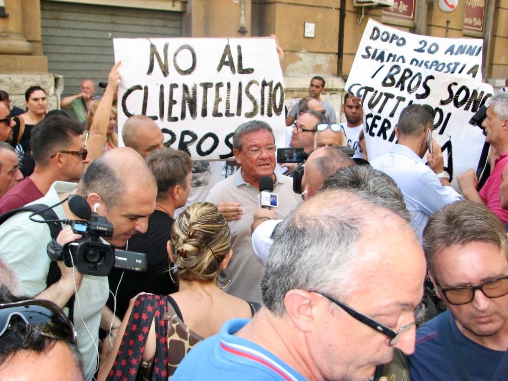Campania, Ronghi (Sp): “Prima di assumere con concorsone stabilizzare Bros ed Lsu”