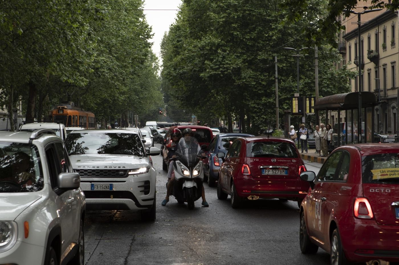 Violento nubifragio a Torino, danni e un ferito