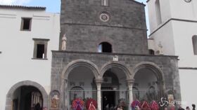 Carabiniere ucciso, la chiesa di Santa Maria del Pozzo aspetta il feretro