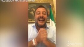 Migranti, Salvini: “Autorizzerò lo sbarco dalla Gregoretti”