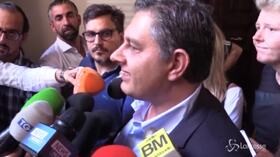Toti lascia Forza Italia: “Ognuno vada per conto suo, nel partito sempre le stesse facce”