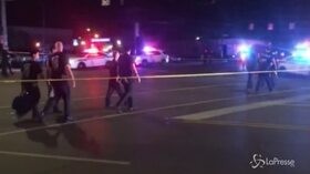Sparatoria in Ohio, le forze dell’ordine sul luogo della strage
