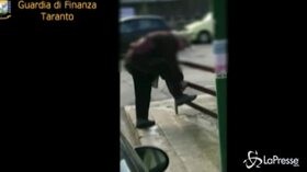Si fingeva cieco dal 2002: denunciato, beni sequestrati per 154mila euro