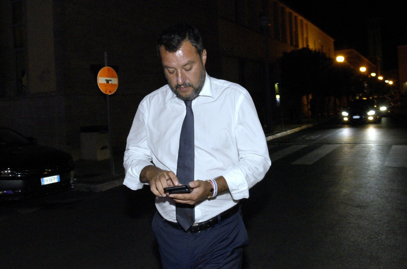 Salvini a Pescara: “Mettiamo in gioco le nostre poltrone, basta no”