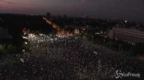 Romania, migliaia di manifestanti accusano il governo di corruzione
