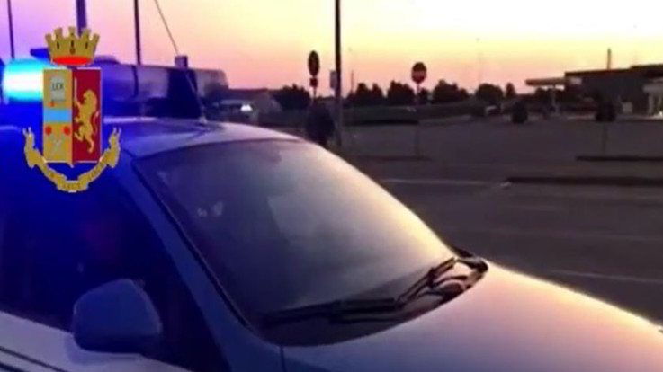 Cosenza, violentata e seviziata per 10 anni: cinque arresti
